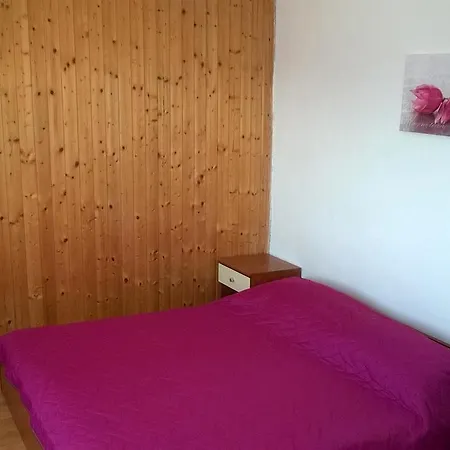 Uvala Virak 4035a *
